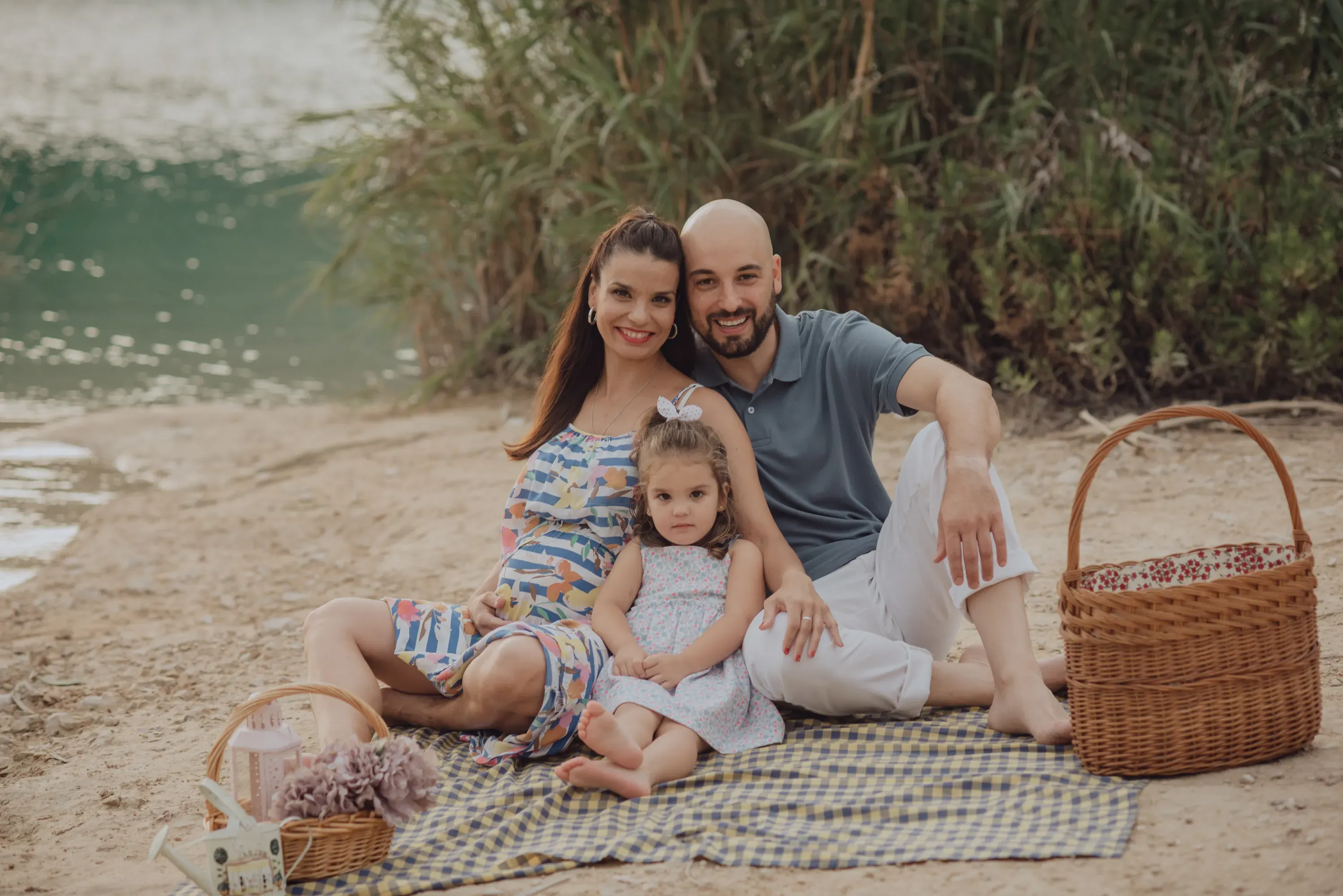 CriserFamily_fotografia_Embarazo_-1.webp